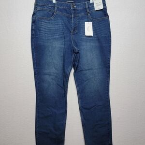 Calvin Klein Women's Hogh Rise Slim Blue‎ Jeans SIZE 16/33. #881